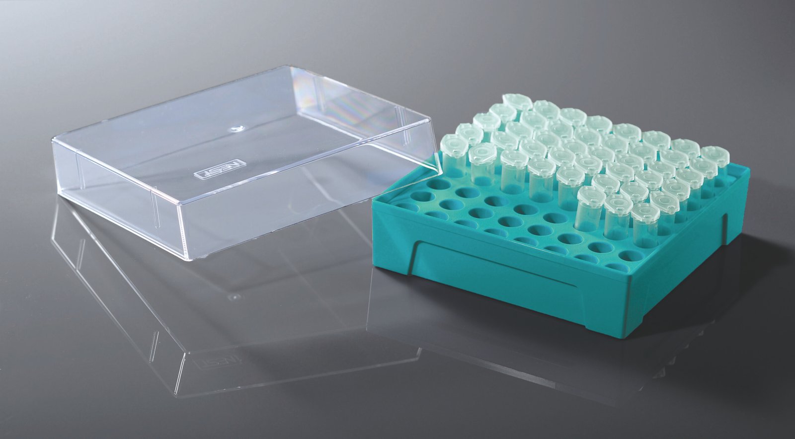 613001-scaled-1.jpg Microtube Box, 0.6ml, 10*10, 5/Pack, 40/Case - Image 1