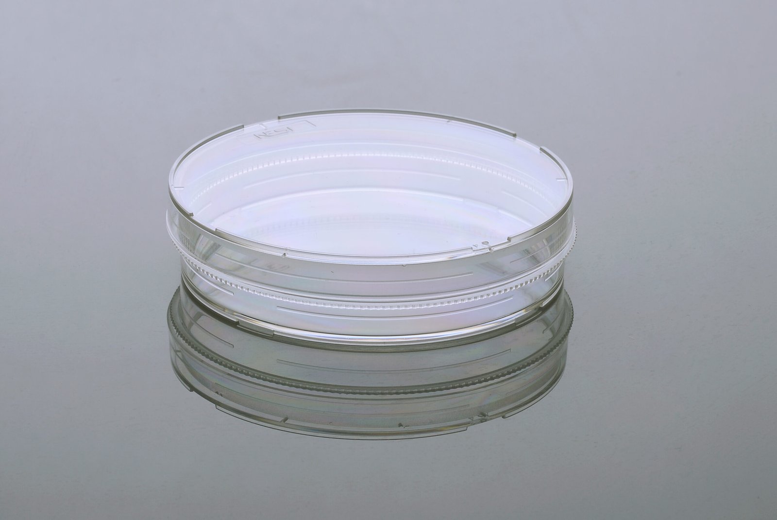 752401-scaled-1.jpg 100 x 20 mm Petri Dish, Sterile, 20/pk, 300/cs - Image 1